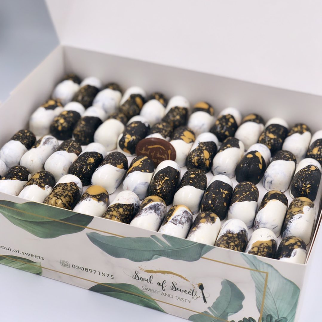 شوكولاتة بلجيكية فاخرة (نصف كيلو، بحشوة البندق) . . . *حسب الطلب . . . #شوكولاتة #chocolat