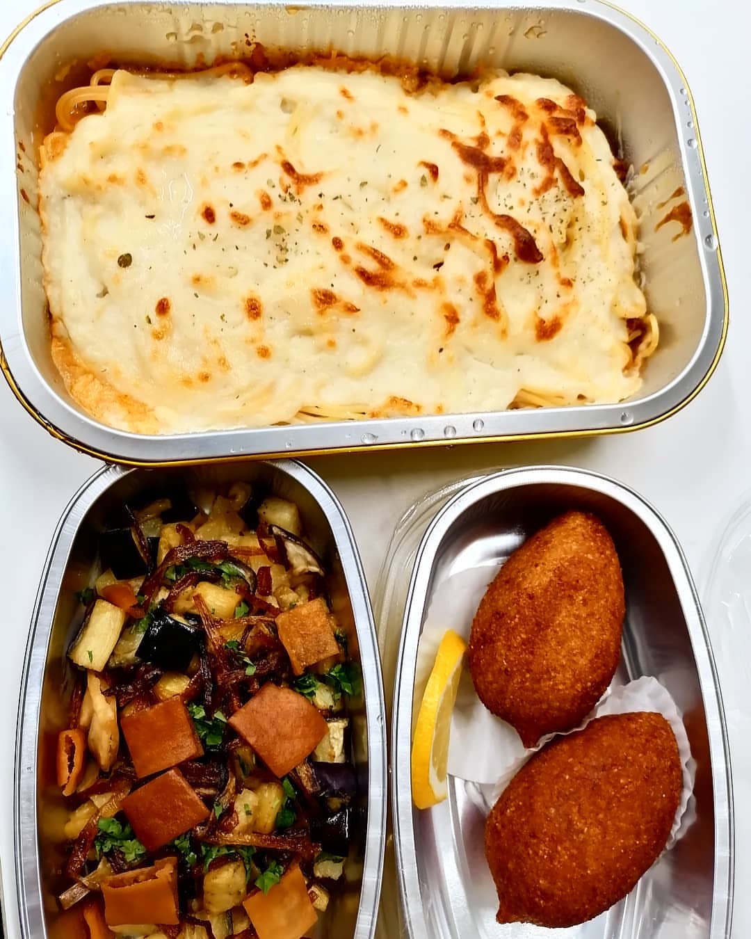 وجباتنا تعد طازجه يوميا