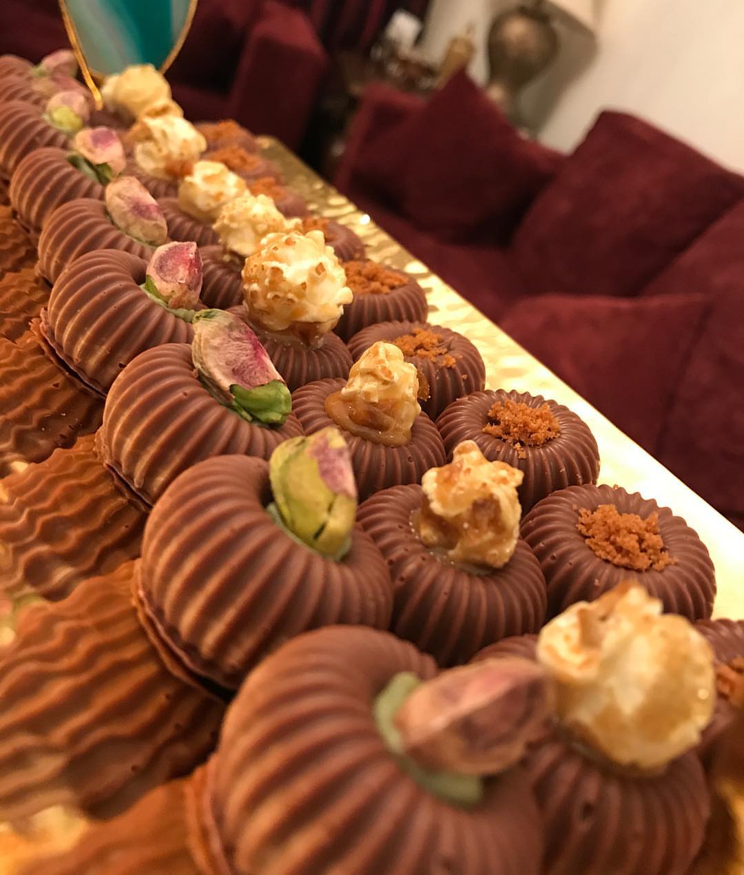 #مناسبة #مناسبات #تقديمات #الرياض #مساء_الخير #مساء_الحب #حياكم_الله #شكولاتة_بلجيكية #تشك