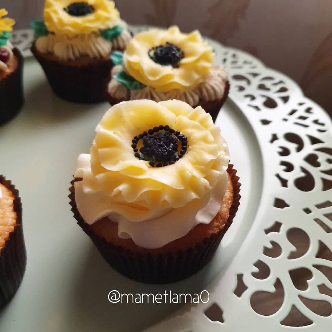 كابكيك مورّد #كابكيك_الورود #كابكيكة #مناسبات #ضيافة_مكة #حفلات_تخرج #كافيهات #مكة#مزاج#قه
