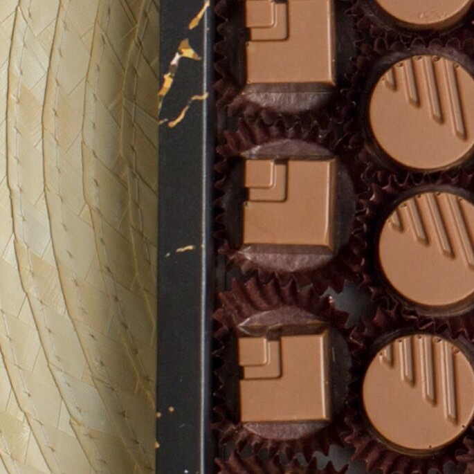 شوكلت بحشوة الكابتشينو لا يفوتكم #fall_in_chocolate