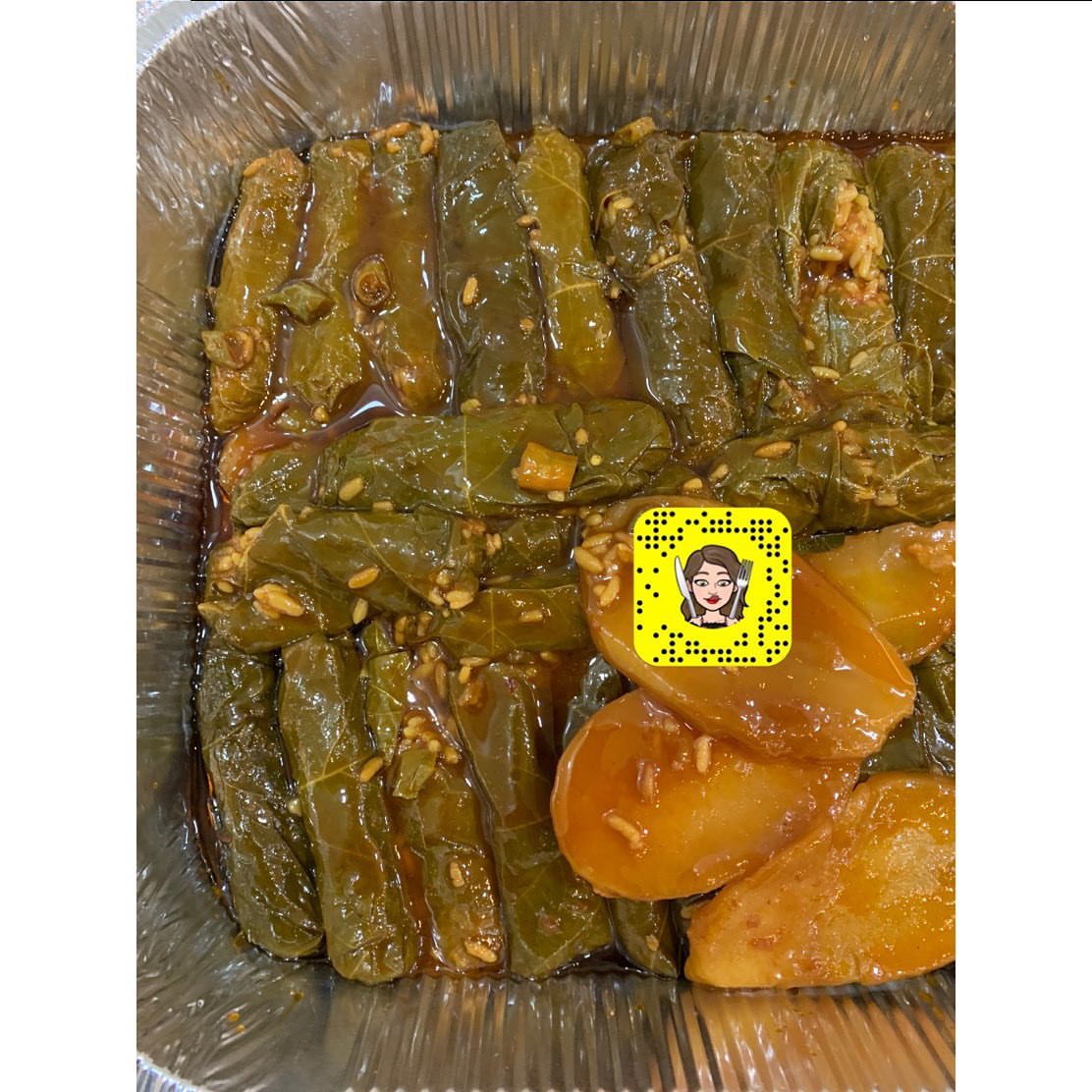 متوفر ورق عنب سبايسي و بارد ذايب و حمص و كرنكل تشوكلت.