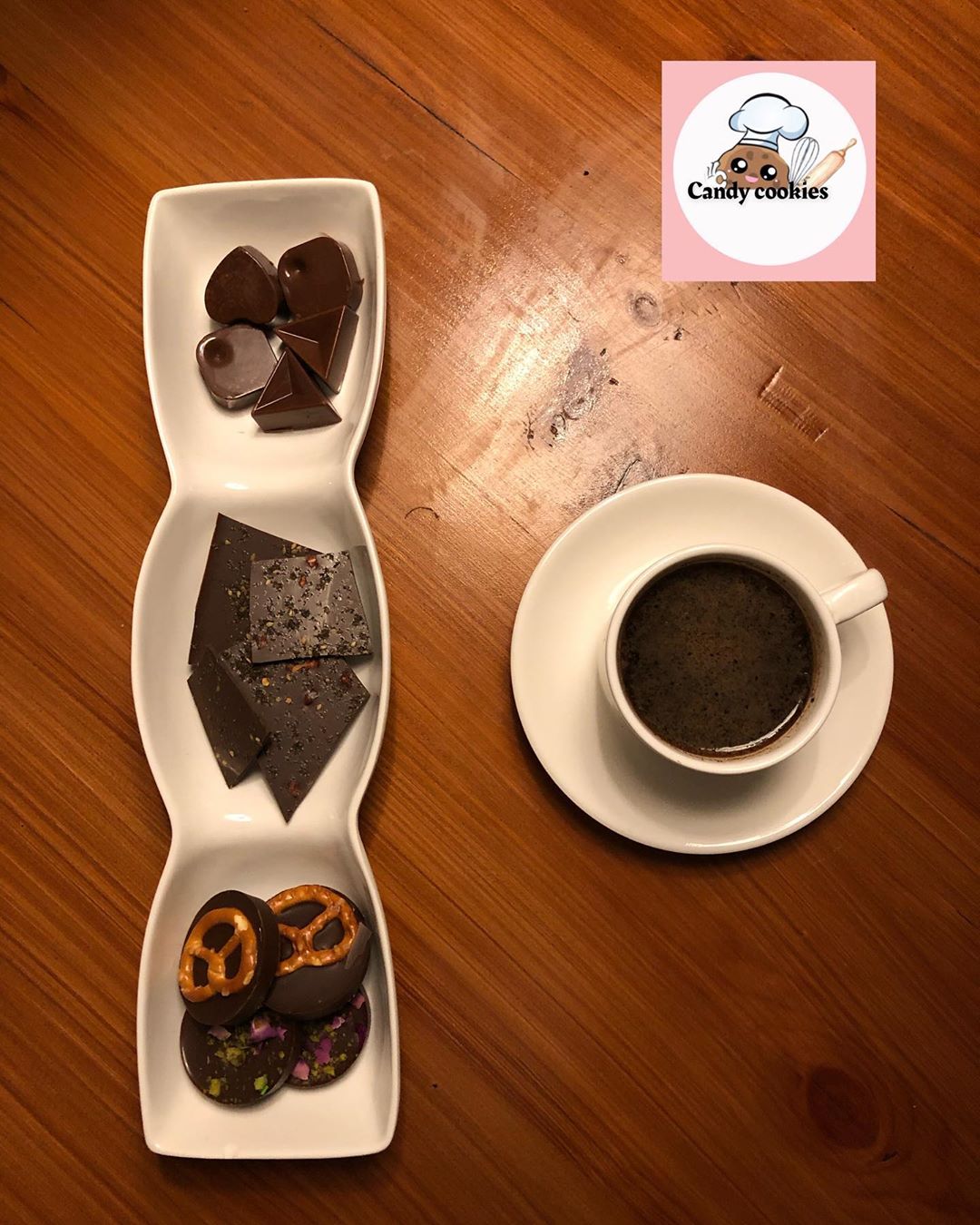 بعض اللقاءات مُدتها فنجان قهوة‬⁩ ‏لكنها تُعطيك من العُمر أجمله♥️♥️