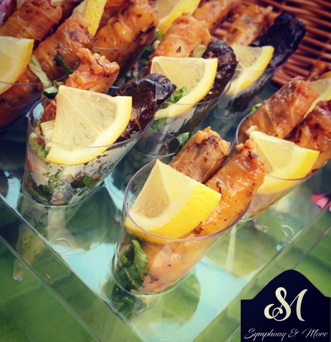 Symphony & More . . جمعاتكم احلى مع symphony & more ملفوف _ ورق عنب _ ومني مسخن #ورق_عنب #