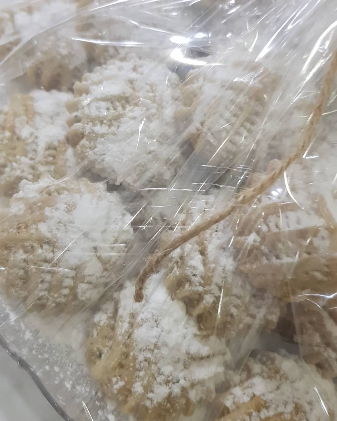 للتسليم الفوري صحن معمول شغل اليوم فيه كيلو إلا ربع ( لا يوجد توصيل ) ❤