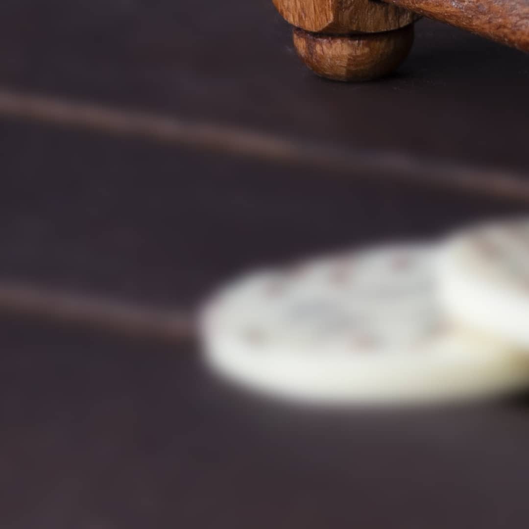 اللحظات المميزة تستحق شوكولاتة من عندنا✨ . . . . #الوان_الشوكولا | #المدينة_المنورة | #ال