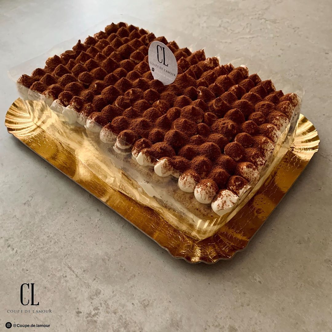 ⠀ بوكس التيراميسو الايطالي الاصلي خيار جيد لجمعاتكم السعيدة ✨❤️ ‏ ‏#coupe_de_lamour baker
