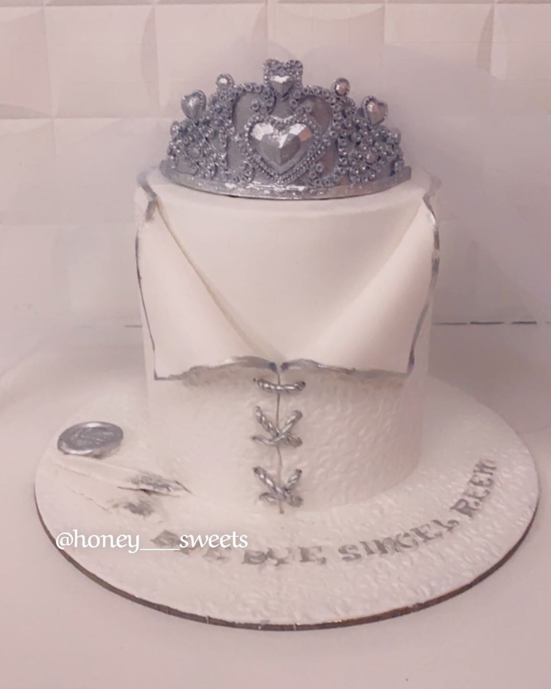 #كيكات_خطوبة #كيكات_زواج #جدة_الآن #كيكات_اطفال #jeddah_cafe #مكه #الطايف #cak #cakes #cak