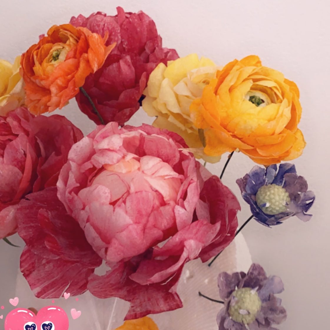 ورود الويفر #waferpaperflowers #waferpaperflower #waferpaperflowerrose#كيكات_خطوبة #كيكات_