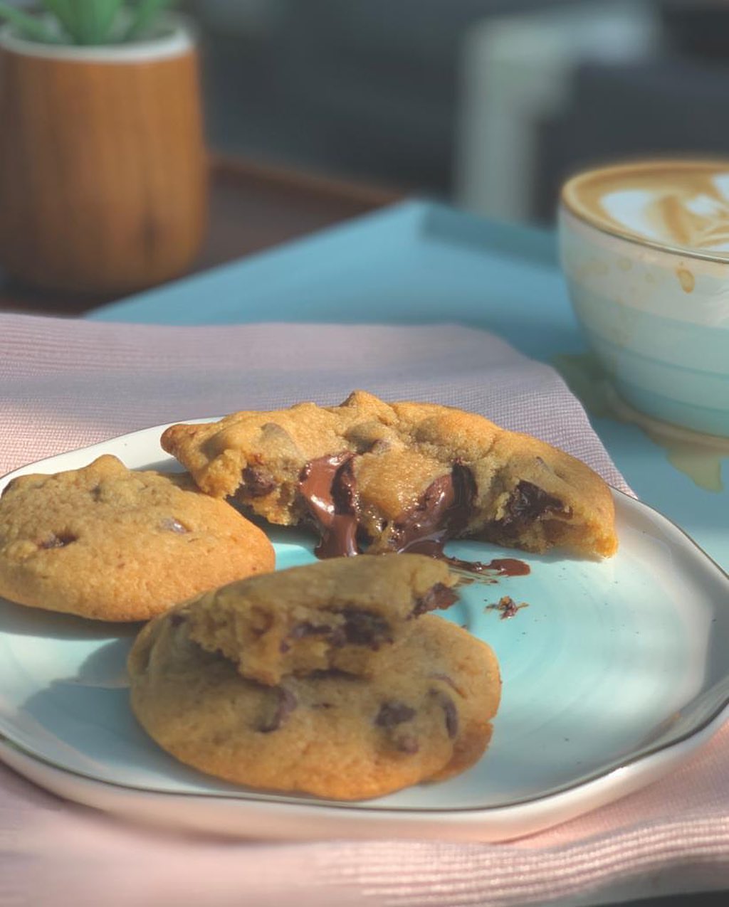 . . . #cookies #كوكيز_كيك #كوكيزات #كوكيزاتي#جدة#طلبيه#الناس_الرايئه#براوني#قهوة#حلا#كوكيز
