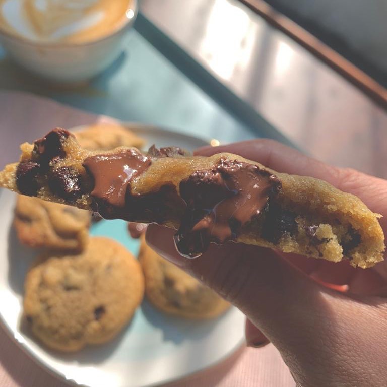 ‏Hapiness is... Extra chocolate . . . #cookies #كوكيز_كيك #كوكيزات #كوكيزاتي#جدة#طلبيه#الن