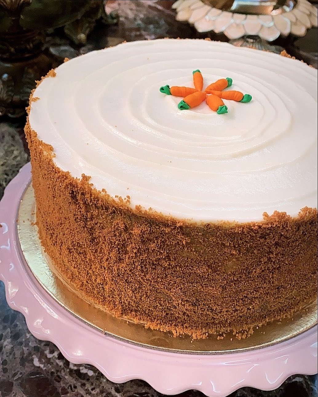 Classic CARROT CAKE with delicious cheese frosting, you can order it with Pecan 140 SR - ك