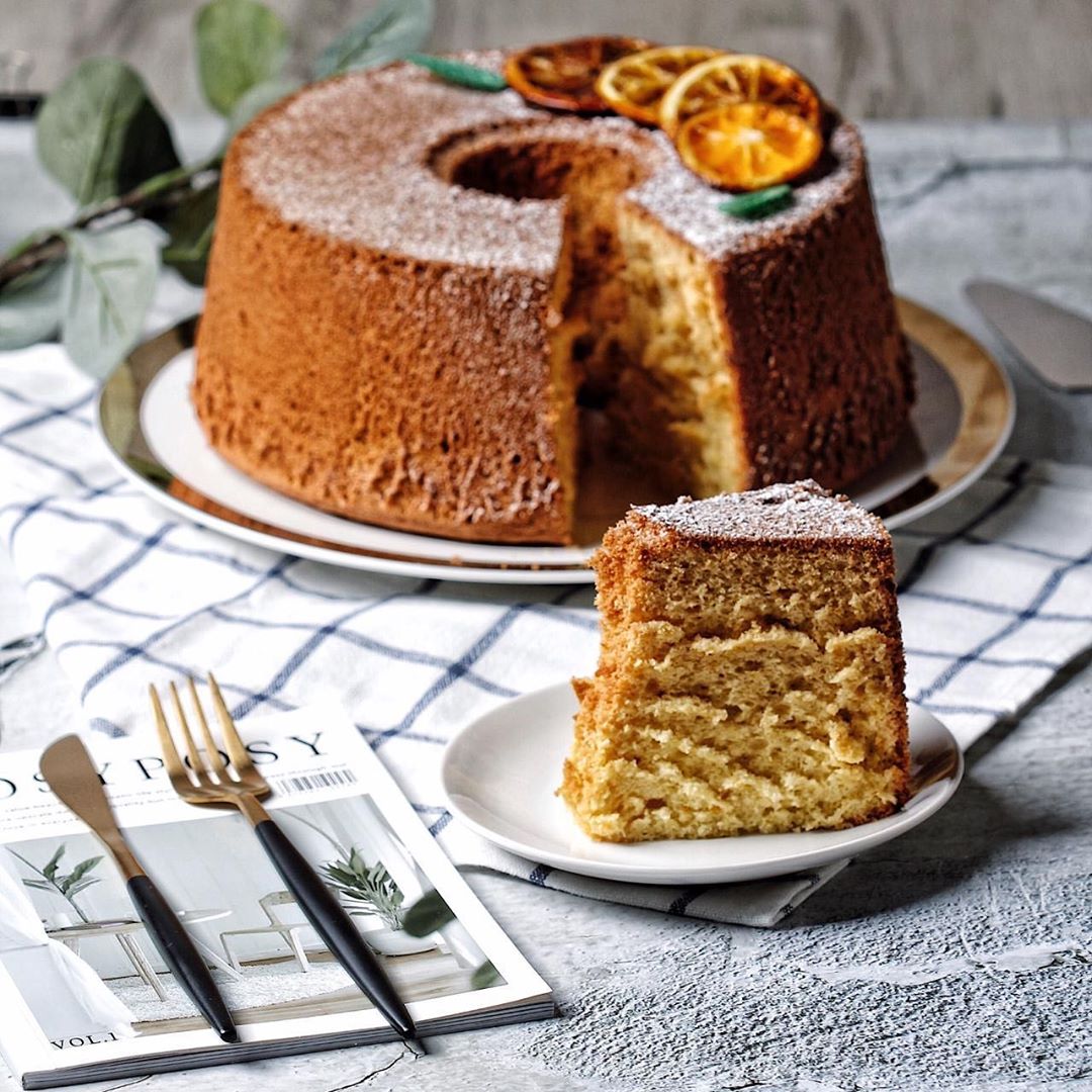Every good morning needs fluffy orange cake 100 SR ————— كل صباح جيد يحتاج الى قطعة من كيك