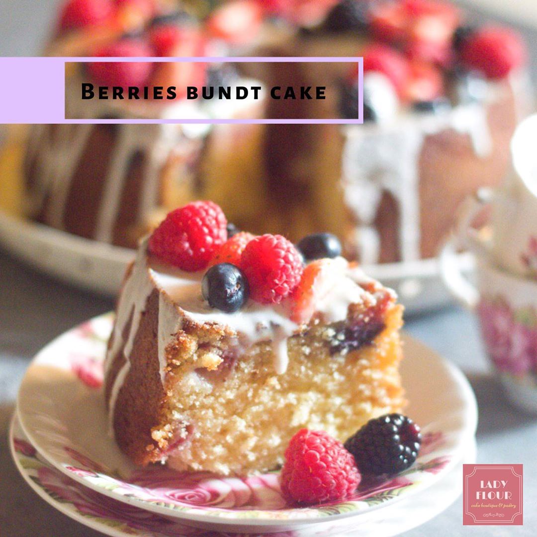 Start your morning with cup of coffee and our yummy BERRIES BUNDT CAKE 180SR - ابدأ يومك ب