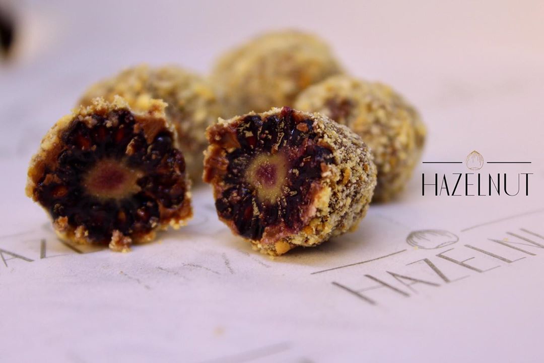 {6} Biscuberries ___________________________ {6} بيسكوبيريز