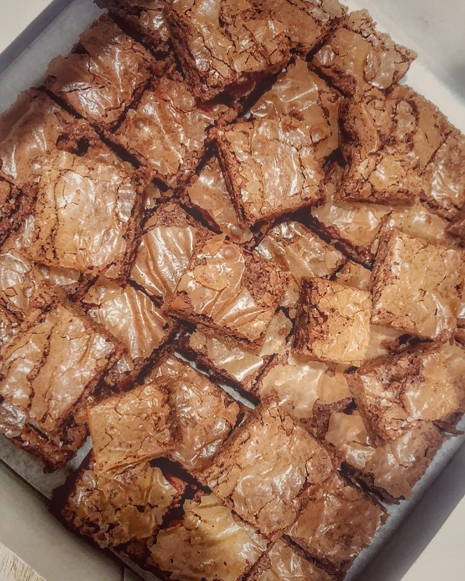 صباحكم شوكولاطة #bakery #bakerlicious #chocolate #brownies #brownis #jeddah #saudiarabia #