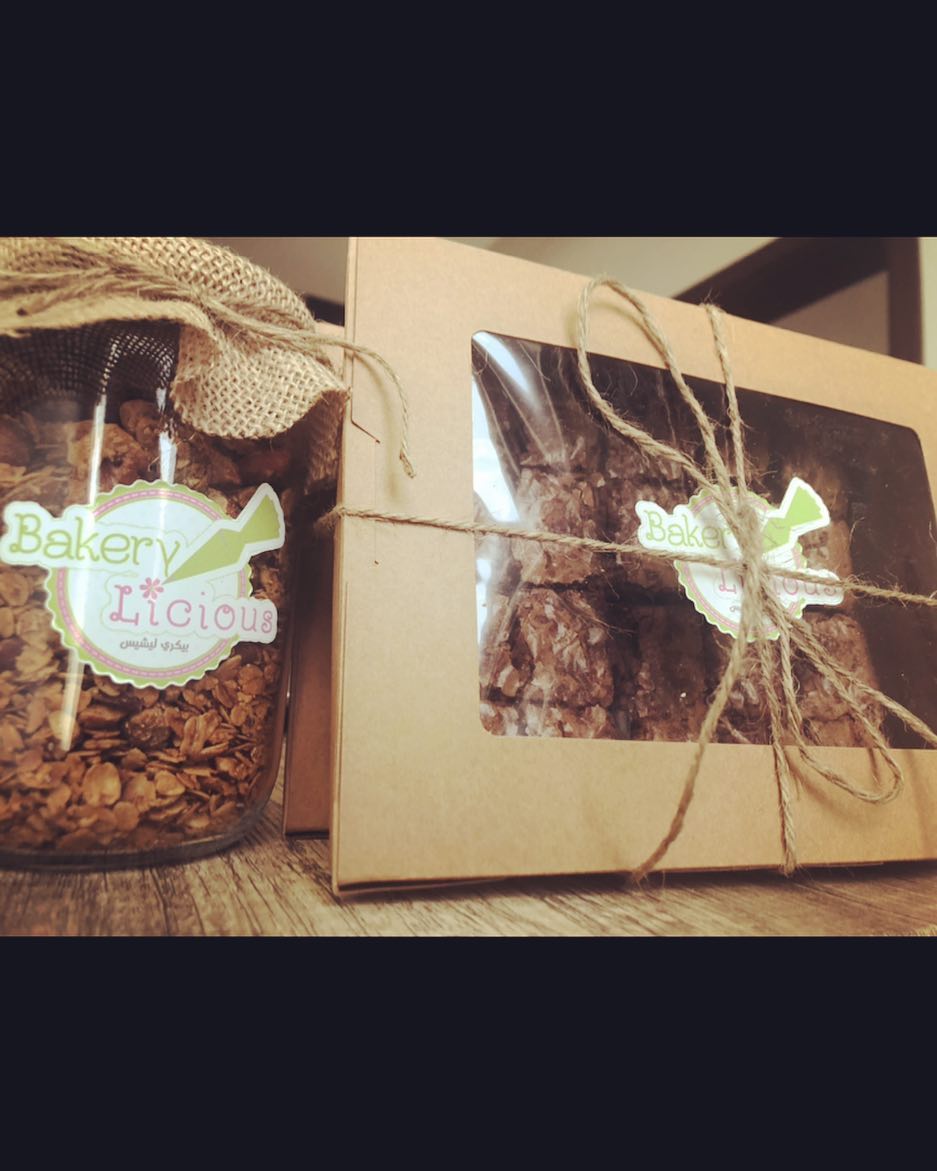 Granola & Brownie Order #bakerylicious #bakery #baker #baking #chocolate #brownies #granol