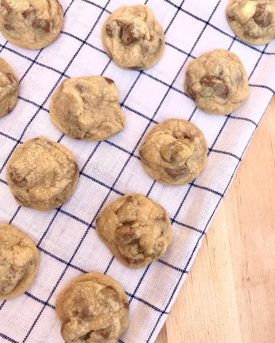 جمعة مباركه✨ كيكز يشارككم في جمعاتكم مع الاهل والأصدقاء
