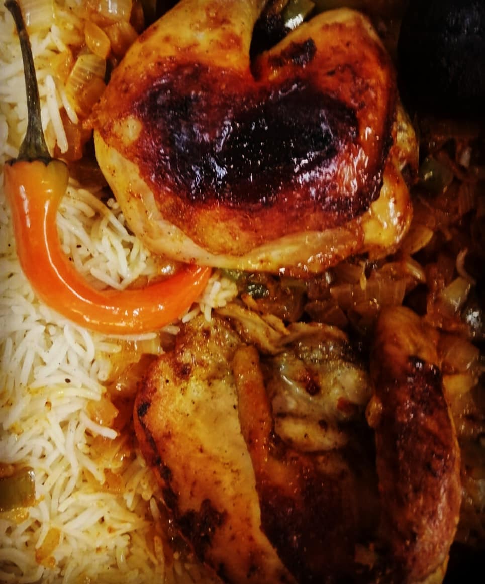 طلبيه اليوم كبسه دجاج بالعافيه عليكم عملائي