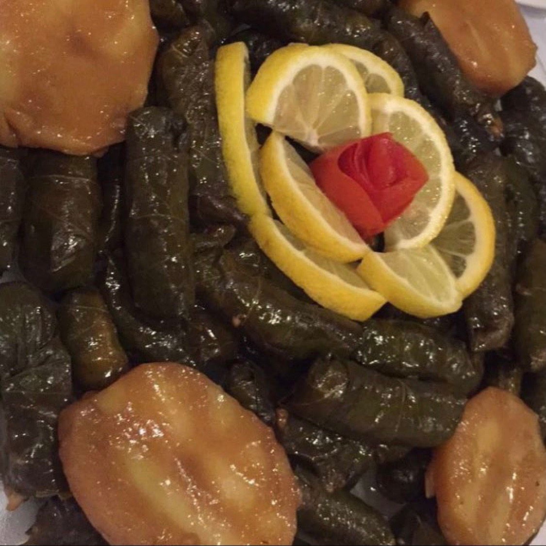 ورق عنب .