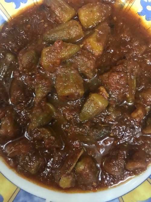 طاجن بامية باللحم