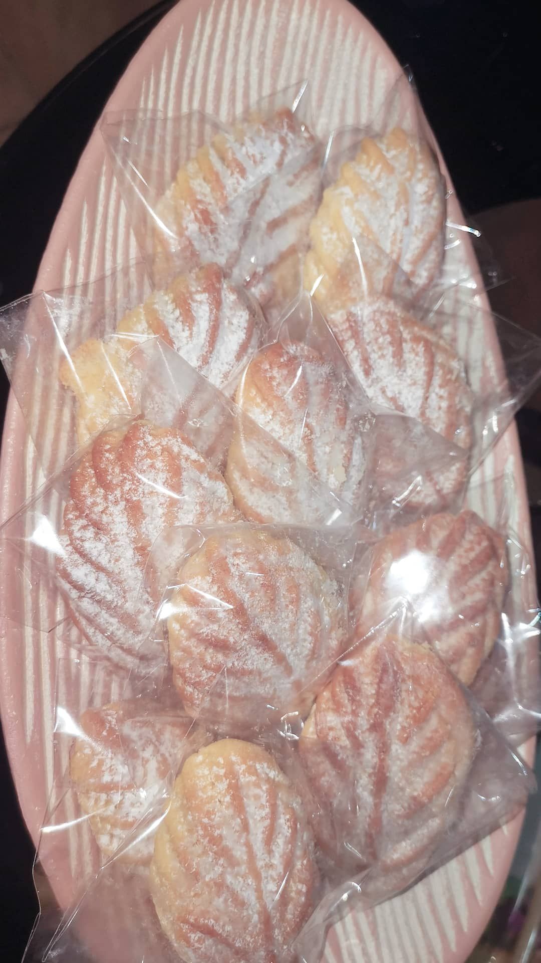 معمول بالفستق الحلبي