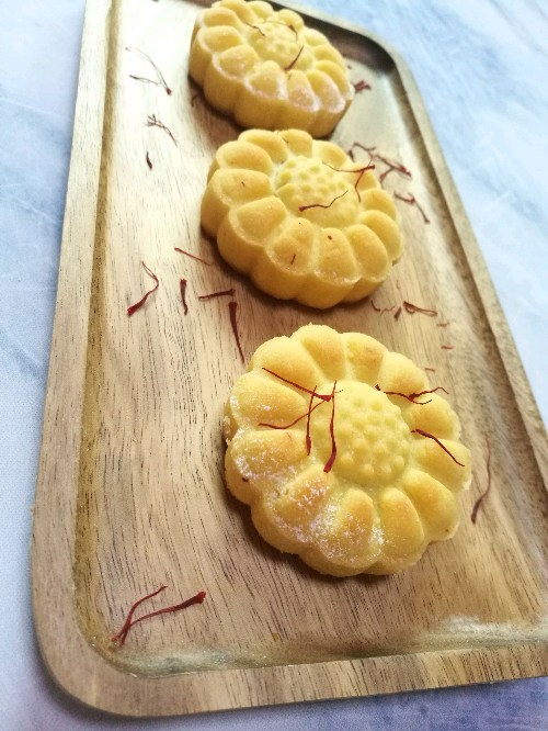 معمول بنكهة الزعفران