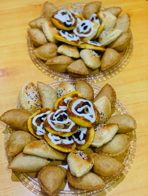 معجنت وسمبوسه