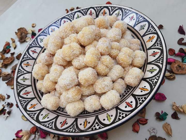 حلا بسكوت
