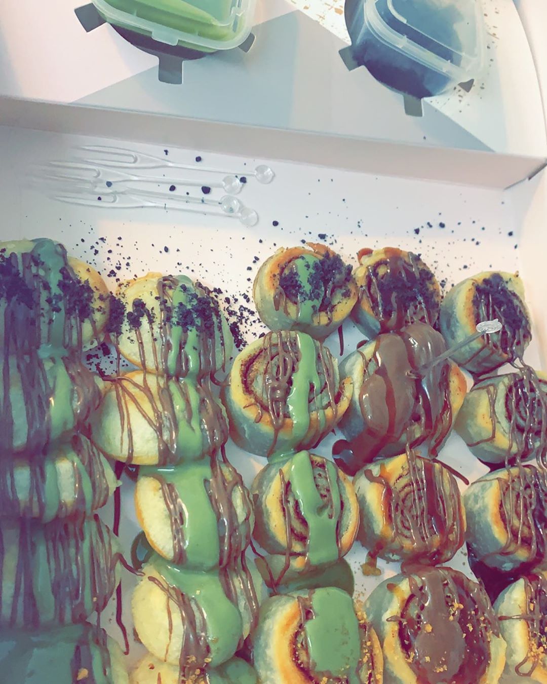 بوكس سينابون مع بان كيك ❤️