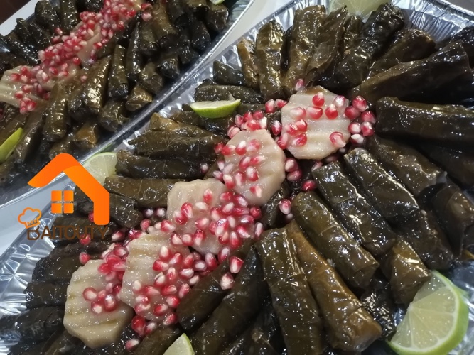 ورق عنب بزيت الزيتون والليمون