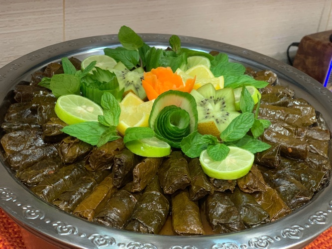 ورق عنب نوره . القصيم بريدة يوجد توصيل