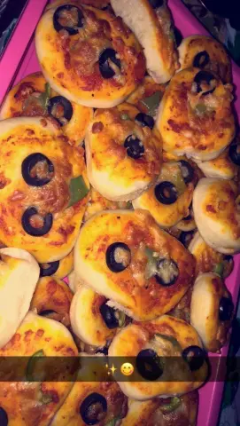 بيتزا مني