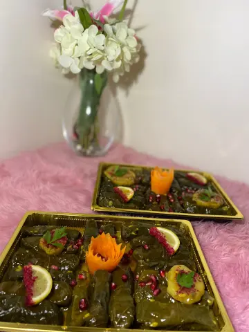 بوكس ورق عنب لذيذ جدا يحتوي على ١٨ حبه