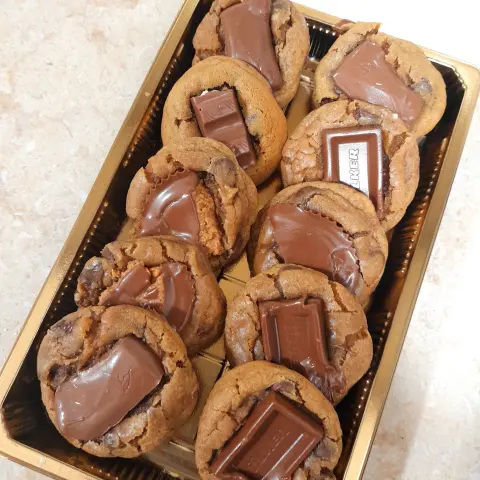 كوكيز كلاسيك بحشوات مختلفة