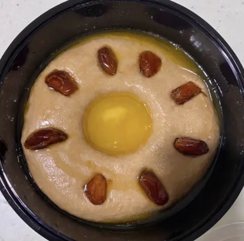 عريكة جنوبية بالسمن والعسل والبُر الاصلي احجام كبير وسط صغير