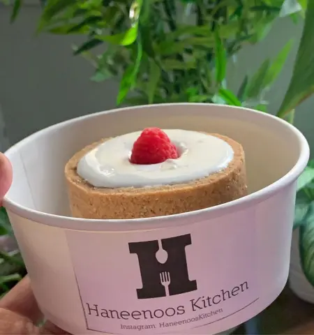 لاتنسوا تزورونا في كريت London cheesecake made by Haneenoo’s kitchen ‍#homemade #fresh #london #jeddah #durrah #cakes #cheesecake #jeddahevents #jeddah_food food #jeddah_cafe #gourmet #jeddahwaterfront #jeddah_now #grosvenorhouse #Marriott #raspberry #chiefs #jeddah_cafe #jeddafood #overdose #morning #afternoontea #jeddah2019 #love #uk #designcake #coffee #coffeeshops #jeddahevents #jeddah_cafe #weekend #tuesday #work