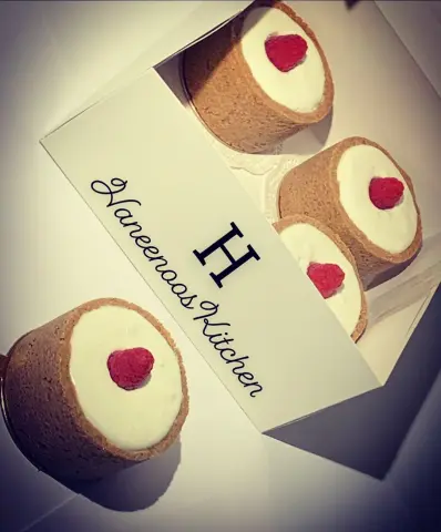 لاتنسوا تزورونا في كريت London cheesecake made by Haneenoo’s kitchen ‍#homemade #fresh #london #jeddah #durrah #cakes #cheesecake #jeddahevents #jeddah_food food #jeddah_cafe #gourmet #jeddahwaterfront #jeddah_now #grosvenorhouse #Marriott #raspberry #chiefs #jeddah_cafe #jeddafood #overdose #morning #afternoontea #jeddah2019 #love #uk #designcake #coffee #coffeeshops #jeddahevents #jeddah_cafe #weekend #tuesday #work