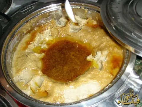 العيش