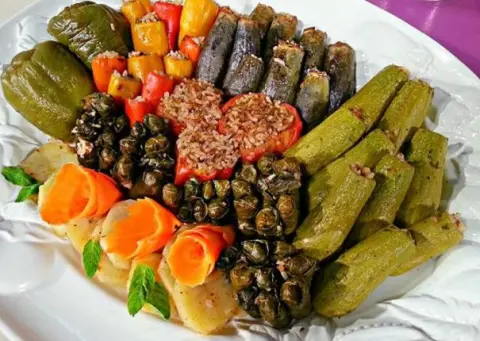 محاشي سورية مشكلة صحن كبير