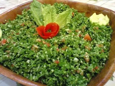 تبولة سورية صحن وسط