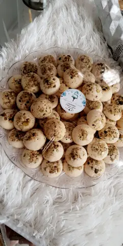 غريبه هشة ولذيذة