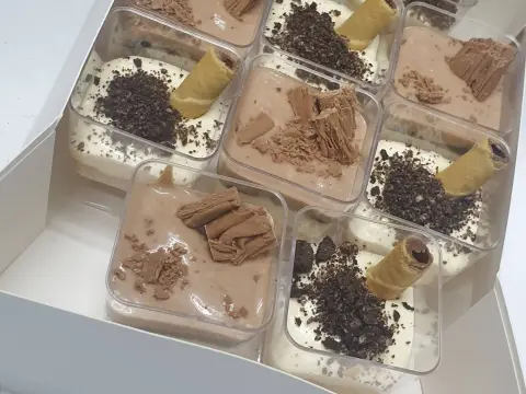 تشيز كيك بنكهتين كميه على حسب الطلب