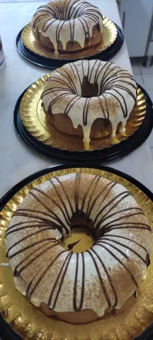 كيكه السينابون بالقرفة غرقانه صوص