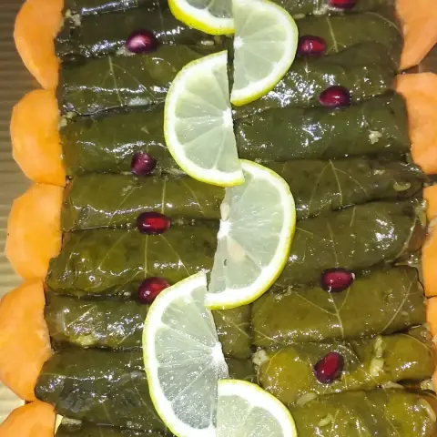 ورق عنب بالزيت الزيتون ودبس الرمان ناطع ولذيذ