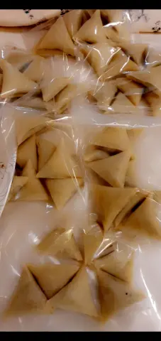 مفرزنات سمبوسة الحشوة اختياري