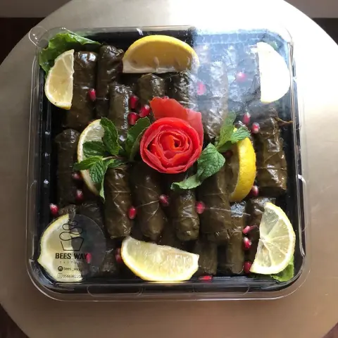 ورق عنببالعافية ❤️ . #الدمام_الخبر #حلوياتي #الظهران #الظهران_الخبر #ورق_عنب #سان_سيباستيان #الدمام #مفرزنات #مفرزنات_رمضان #مفرزناتي #اطباق_سريعه #اطباق_لذيذه #اطباق #فطاير #فطاير_مشكله #فطائر #فطاير_جبن .#معجنات_رمضان #معجنات #معجنات_مشكله #معجناتي #بالعافية#meal_w_smile #رمضان #اطباق_رمضانيه #جديد #اسر_منتجه
