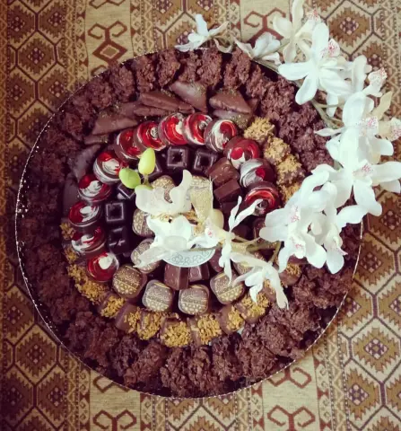 نستقبل حجوزاتكم على الشوكلاته المكشوفه #زفافي #زفاف_اعراس #تصويري #قهوتي #أسعد_غيرك_تسعد#المدينه #القصيم_عنيزه #الرياض #القصيم #المدينه_شوكلاته #المدينه_المنورة #اسر #المدينه_المنورة #ضيافه #زواج #ضيافه #افراح #مميز #سلطانه_المدينه
