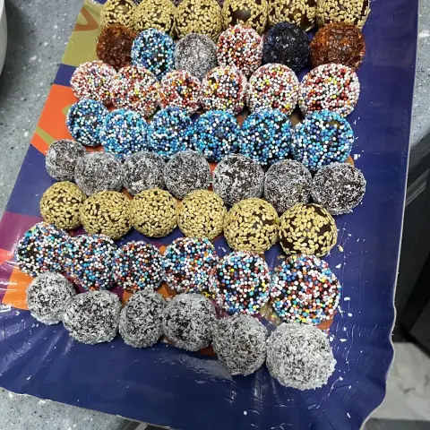 معمول عجوه