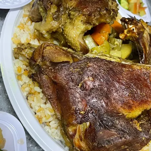 بط مشوى مع الرز